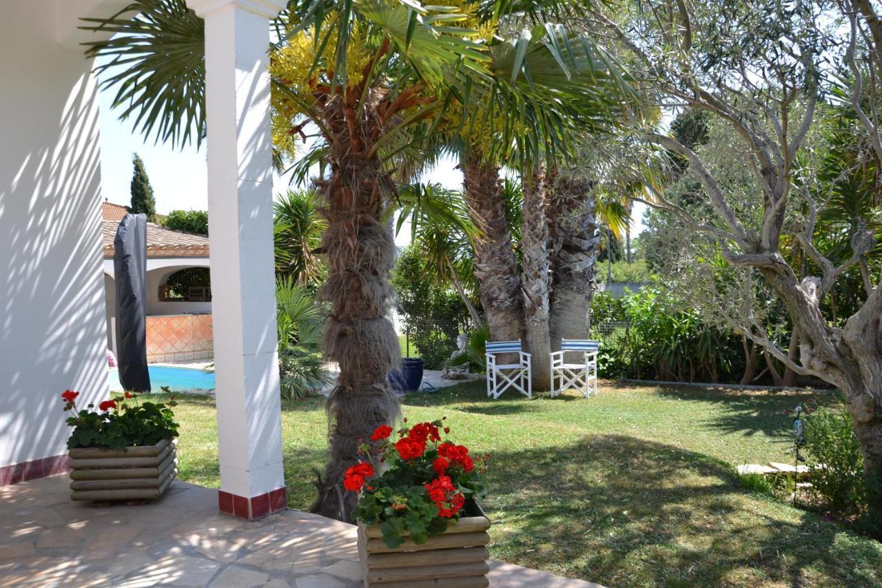 Maison Les Agapanthes Villeneuve-lès-Béziers エクステリア 写真